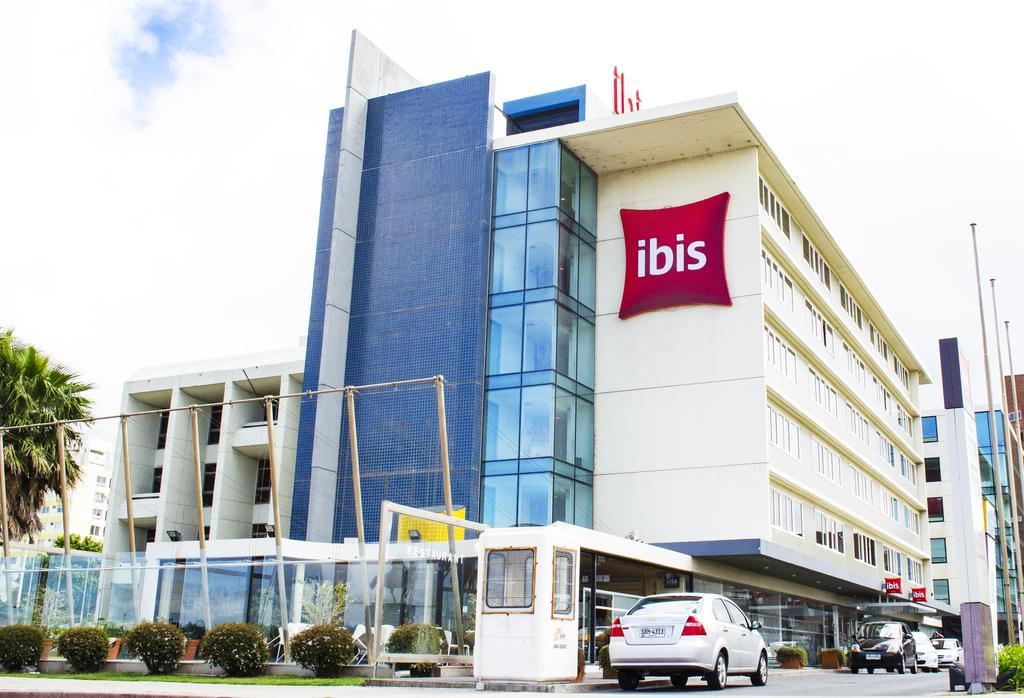 Ibis Montevideo Rambla Hotel Buitenkant foto